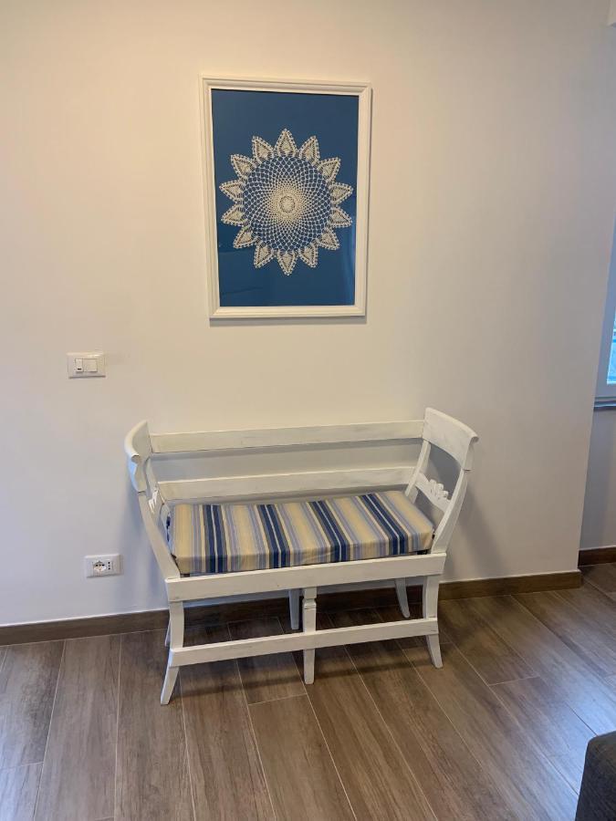 Antica Casa Nel Borgo Apartment Pietrasanta Bagian luar foto